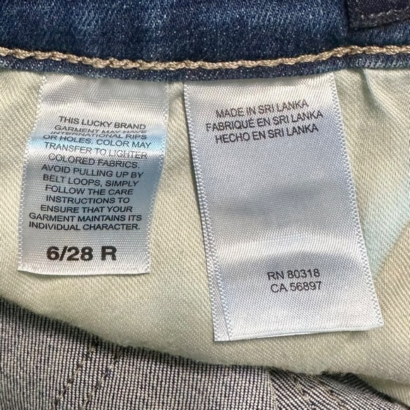 Lucky Brand Sweet Straight Jeans - Picture 9 of 10